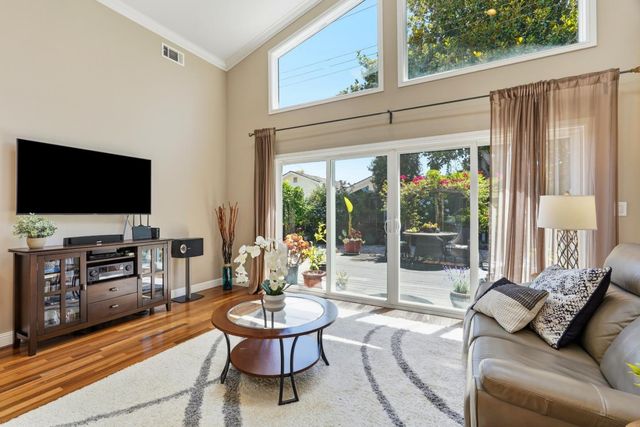981 Curtis Avenue, Santa Clara, CA 95051