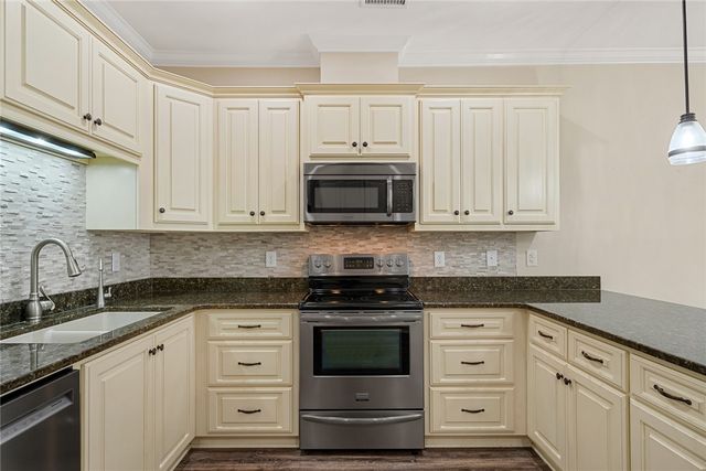 63 Hillsborough Drive, Anderson, SC 29621