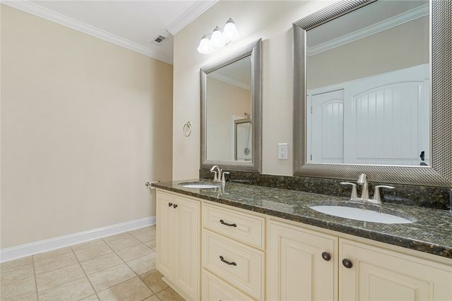 63 Hillsborough Drive, Anderson, SC 29621