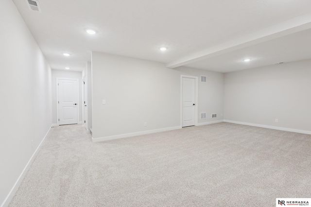 16101 Isabella Street, Bennington, NE 68007