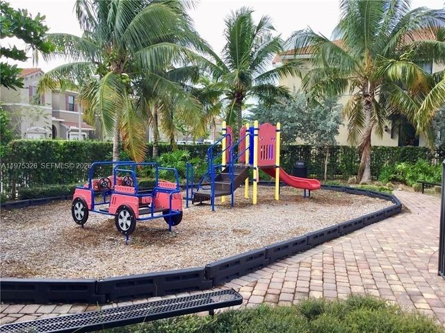 1071 NW 33rd Ct, Pompano Beach, FL 33064