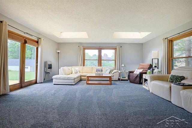 4811 Edgewood Court, Clare, MI 48617