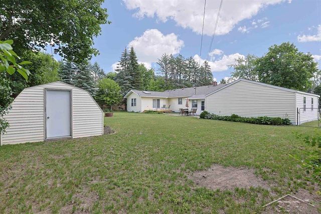 4811 Edgewood Court, Clare, MI 48617