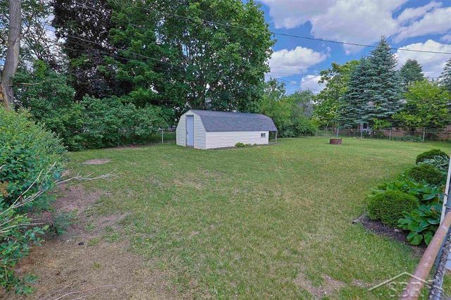 4811 Edgewood Court, Clare, MI 48617