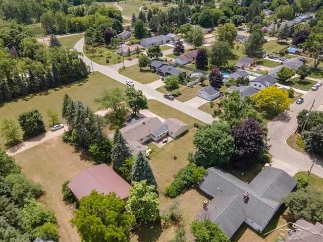 4811 Edgewood Court, Clare, MI 48617