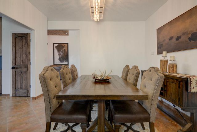 8402 Rancho Ventoso Court NW, Albuquerque, NM 87120