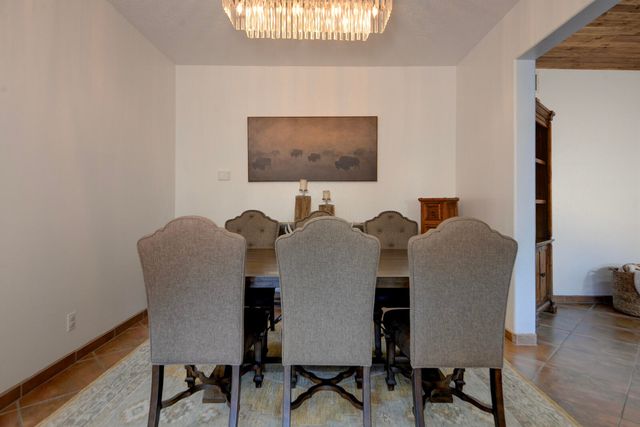 8402 Rancho Ventoso Court NW, Albuquerque, NM 87120