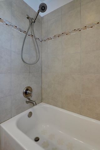 8402 Rancho Ventoso Court NW, Albuquerque, NM 87120