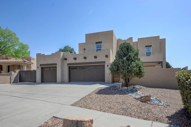 8402 Rancho Ventoso Court NW, Albuquerque, NM 87120