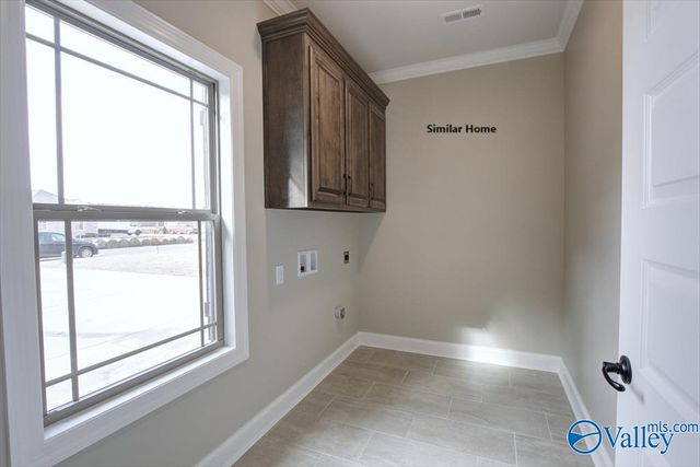 Henderson-B Avondale Drive, Athens, AL 35613