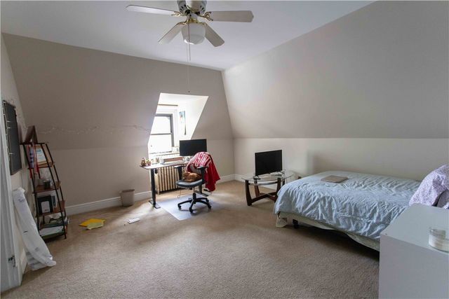 425 S Aiken Ave, Friendship Park, PA 15232