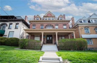 425 S Aiken Ave, Friendship Park, PA 15232