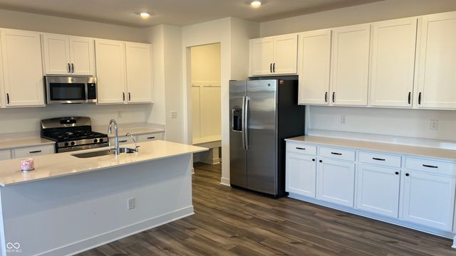 5580 Cherry Hill Drive, Whitestown, IN 46075