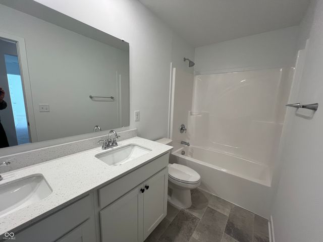 5580 Cherry Hill Drive, Whitestown, IN 46075