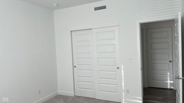 5580 Cherry Hill Drive, Whitestown, IN 46075