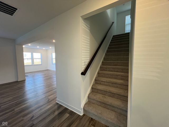 5580 Cherry Hill Drive, Whitestown, IN 46075