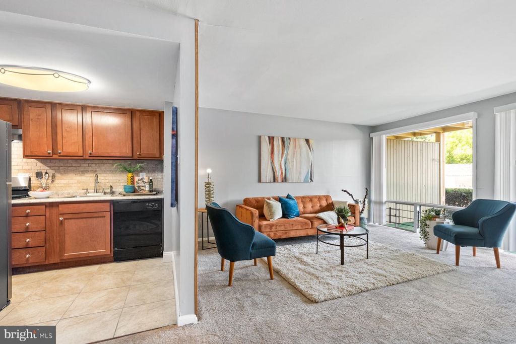 Image 14 of property listing at 7209 DONNELL PL #AA-7, District Heights, MD 20747