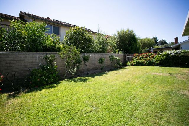 21134 Saticoy, Canoga Park, CA 91304