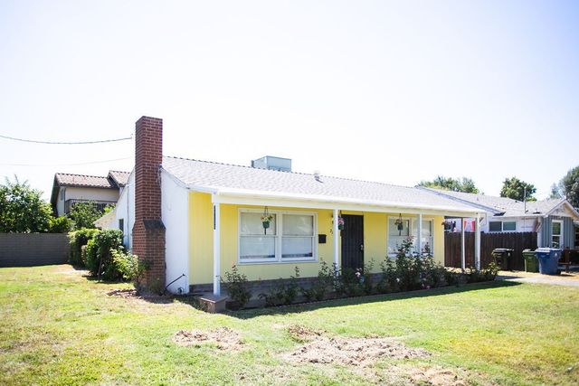 21134 Saticoy, Canoga Park, CA 91304