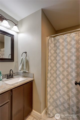 18005 Iris Place SW, Rochester, WA 98579