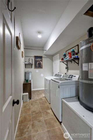 18005 Iris Place SW, Rochester, WA 98579