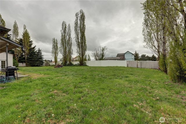 18005 Iris Place SW, Rochester, WA 98579