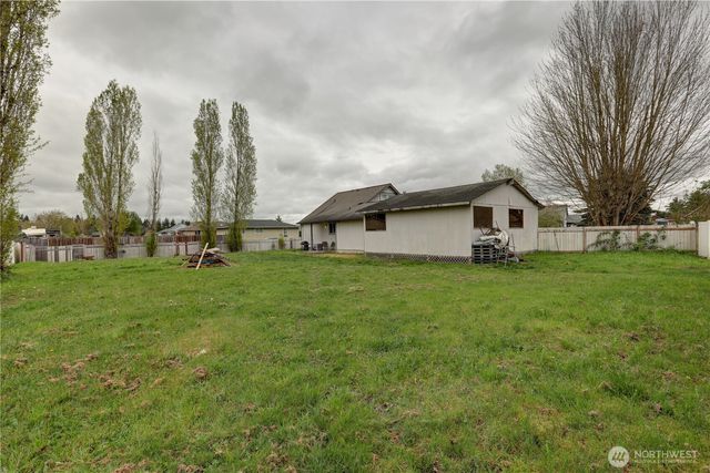 18005 Iris Place SW, Rochester, WA 98579