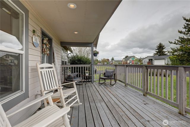 18005 Iris Place SW, Rochester, WA 98579