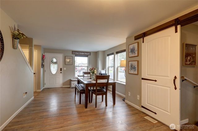 18005 Iris Place SW, Rochester, WA 98579