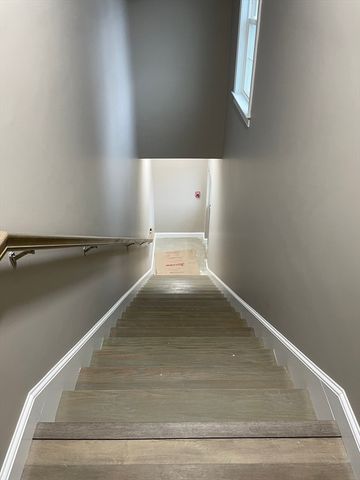 1 Brattle Street 1, Worcester, MA 01606