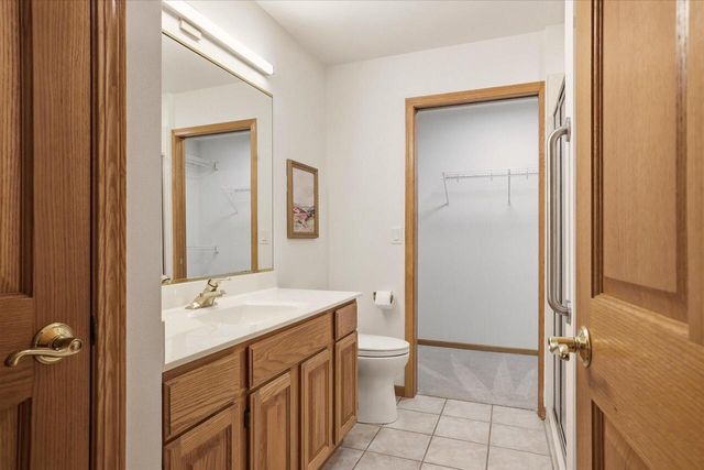 970 Oconomowoc PARKWAY, Oconomowoc, WI 53066