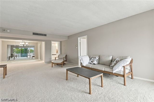 3410 Gulf Shore BLVD N 304, Naples, FL 34103