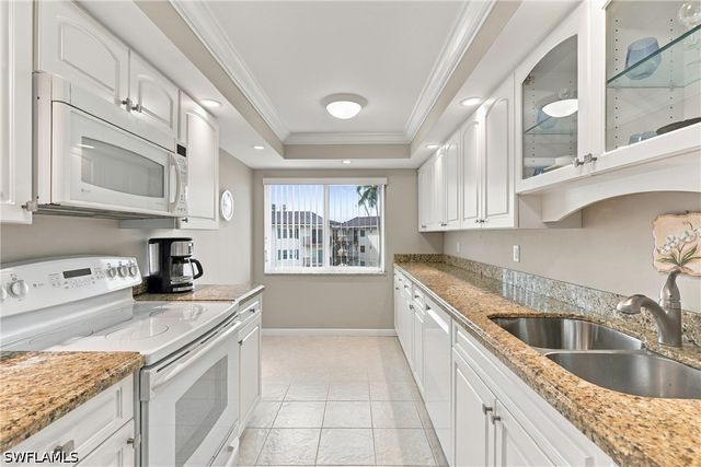 3410 Gulf Shore BLVD N 304, Naples, FL 34103