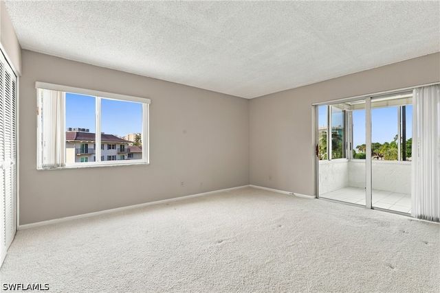 3410 Gulf Shore BLVD N 304, Naples, FL 34103
