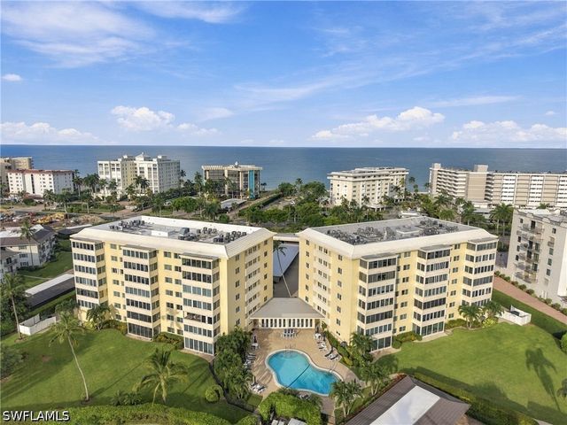 3410 Gulf Shore BLVD N 304, Naples, FL 34103