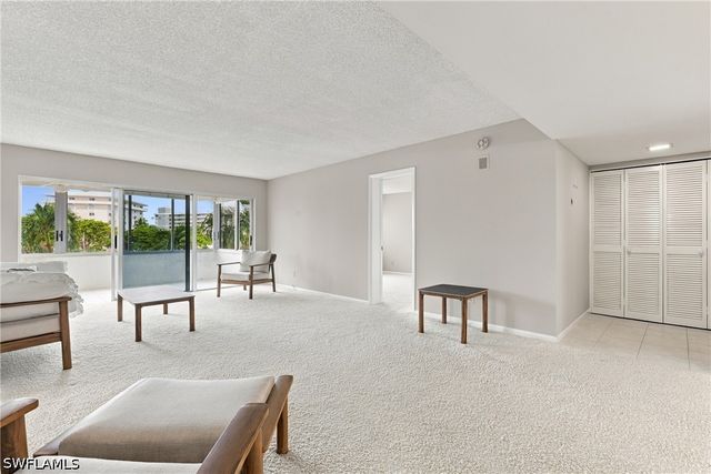 3410 Gulf Shore BLVD N 304, Naples, FL 34103