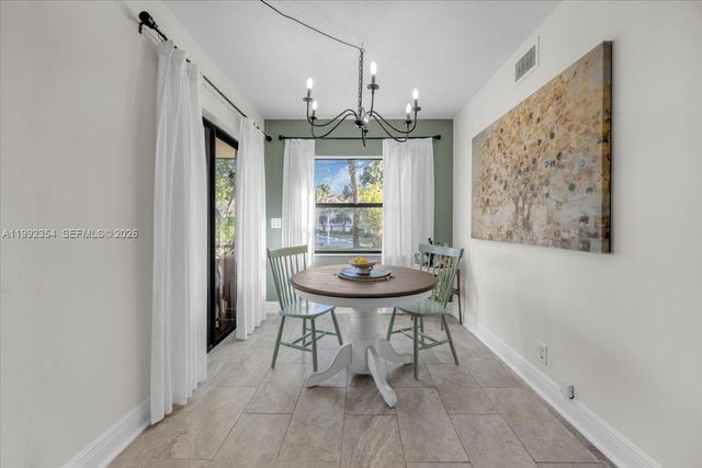 101 Lincoln Ct 101, Deerfield Beach, FL 33442