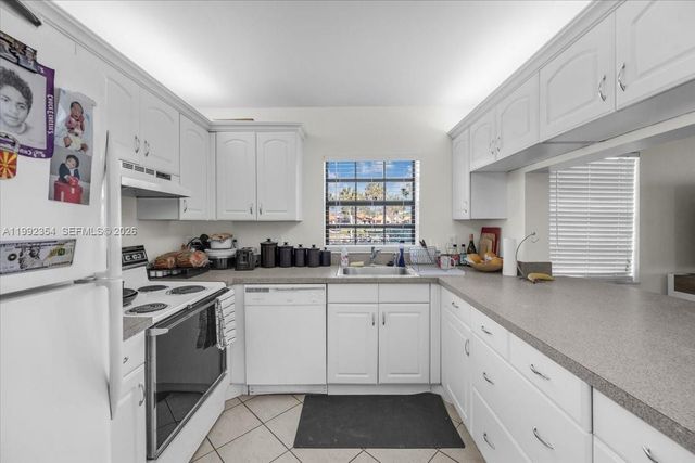 101 Lincoln Ct 101, Deerfield Beach, FL 33442