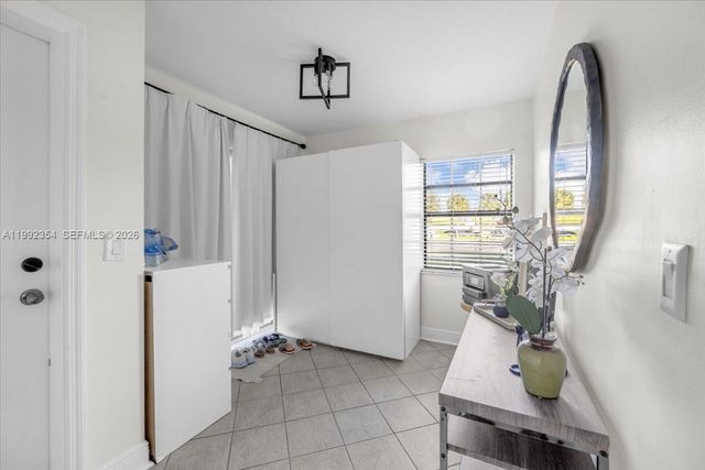 101 Lincoln Ct 101, Deerfield Beach, FL 33442