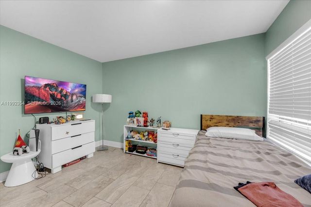 101 Lincoln Ct 101, Deerfield Beach, FL 33442