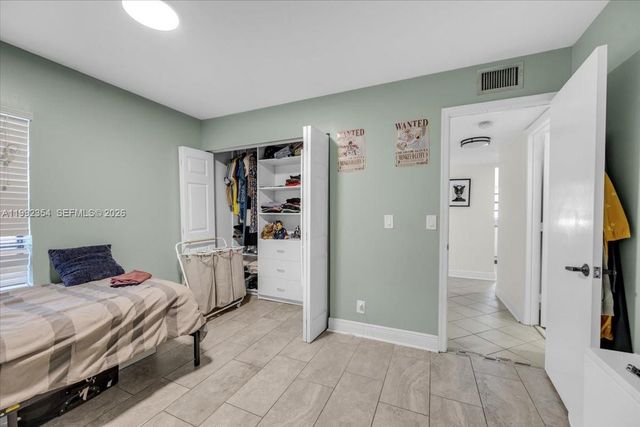 101 Lincoln Ct 101, Deerfield Beach, FL 33442