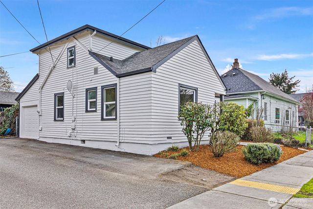 2414 S 8th Street, Tacoma, WA 98405