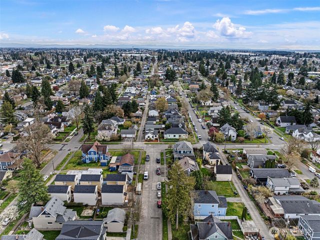 2414 S 8th Street, Tacoma, WA 98405