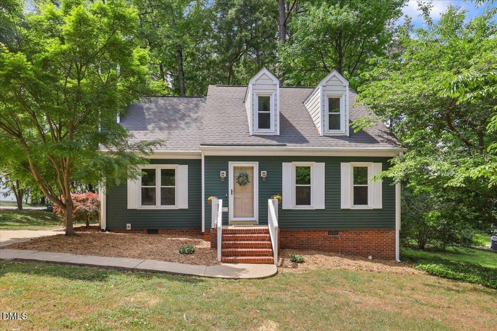 111 Jones Circle, Clayton, NC 27520