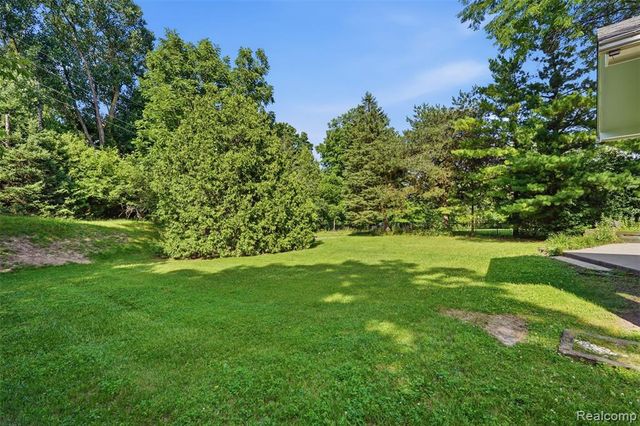 470 Morgan Circle, Northville, MI 48167