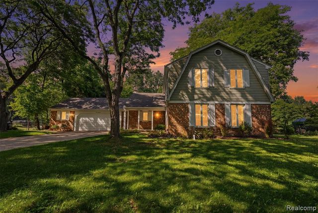 470 Morgan Circle, Northville, MI 48167