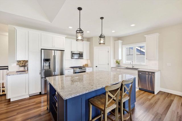 2150 Baptisia Pass, Sun Prairie, WI 53590