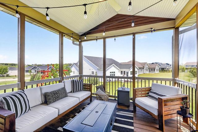 2150 Baptisia Pass, Sun Prairie, WI 53590