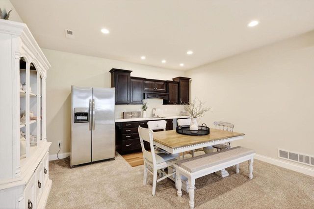 2150 Baptisia Pass, Sun Prairie, WI 53590