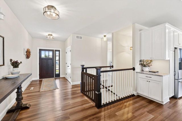 2150 Baptisia Pass, Sun Prairie, WI 53590